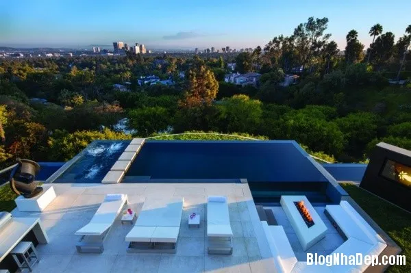 Ngôi nhà mang tên Laurel Way Residence vô cùng xa hoa và ấn tượng tại Beverly Hills, California