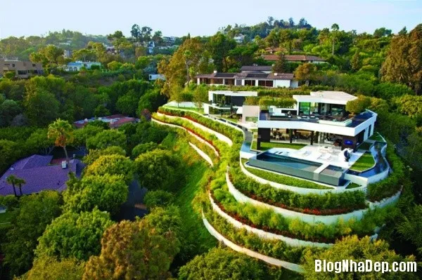 Ngôi nhà mang tên Laurel Way Residence vô cùng xa hoa và ấn tượng tại Beverly Hills, California