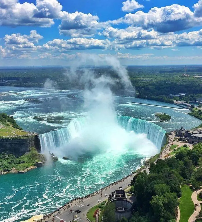 11 địa điểm đẹp ngất ngây ở Canada không thể bỏ lỡ khi đi du lịch