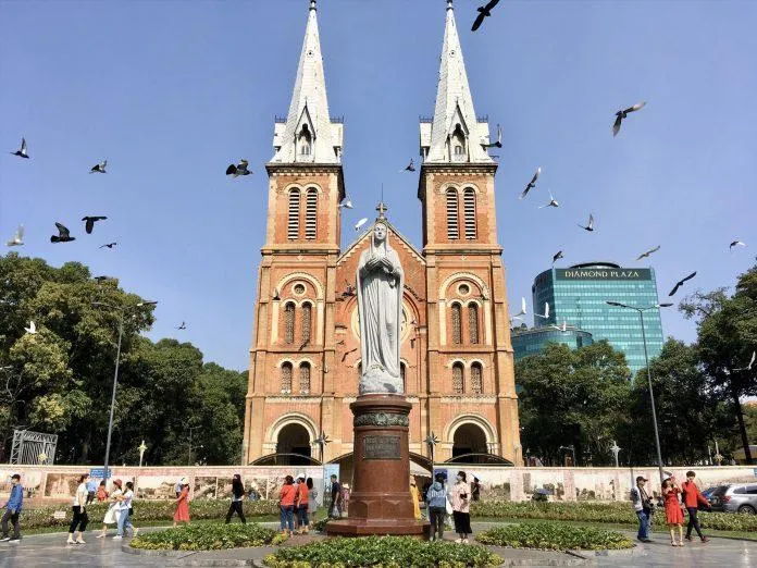 5 nhà thờ Công giáo đẹp độc đáo tại Việt Nam khiến bạn tưởng đang du lịch ở trời Âu
