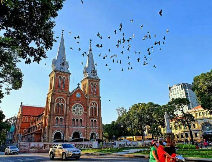 5 nhà thờ Công giáo đẹp độc đáo tại Việt Nam khiến bạn tưởng đang du lịch ở trời Âu