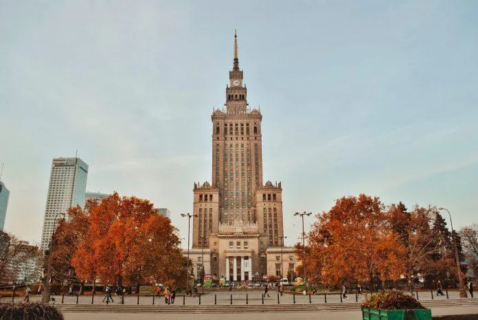 9 địa điểm nên khám phá khi du lịch Warsaw – “Thành phố Phượng Hoàng” của Ba Lan