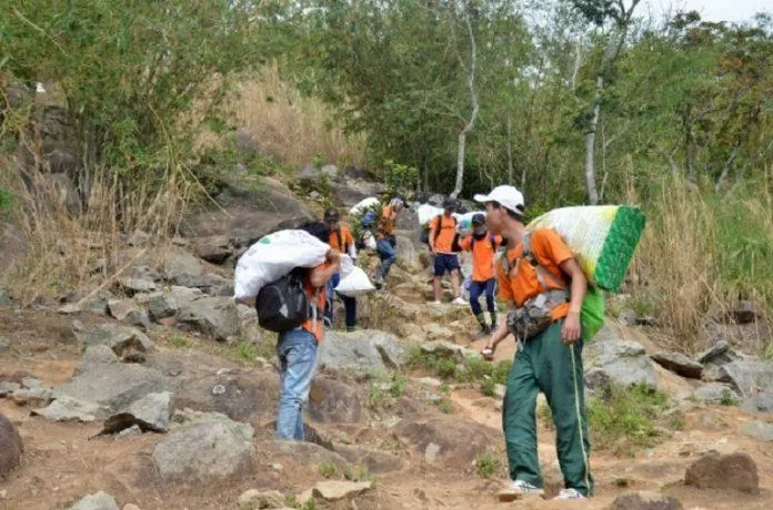 Địa điểm vui chơi gần Sài Gòn không thể bỏ qua Núi Bà Đen