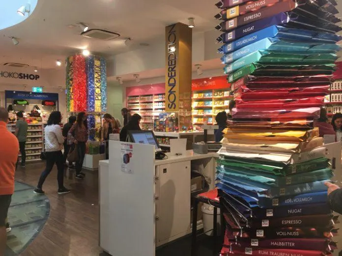 Du lịch Berlin ghé thăm thế giới sôcôla Ritter Sport SchokoWelt đầy màu sắc và hương vị hấp dẫn!