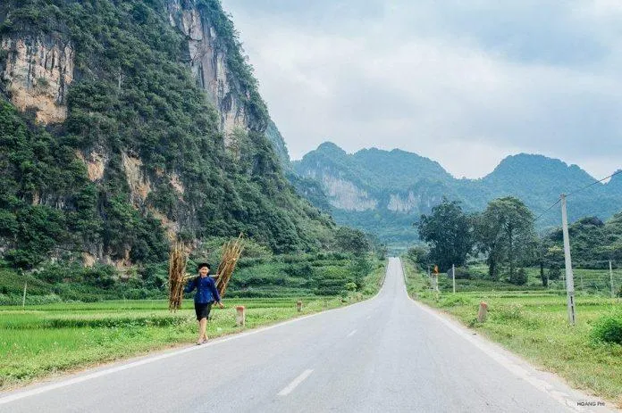 Du lịch Cao Bằng – Mùa nước đổ đẹp như tranh vẽ giữa núi rừng Đông Bắc