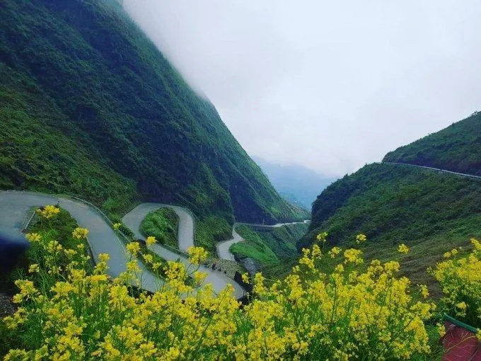 Du lịch Hà Giang – Nơi cao nguyên đá nở hoa và đậm đà vẻ đẹp văn hóa vùng Tây Bắc