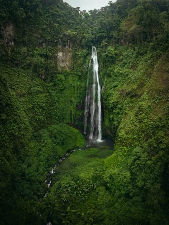 Hành trình khám phá Tiu Sekeper – thác nước cao nhất ở Lombok khi du lịch Indonesia