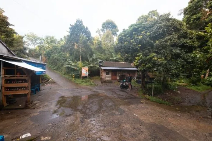 Hành trình khám phá Tiu Sekeper – thác nước cao nhất ở Lombok khi du lịch Indonesia