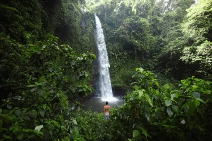 Hành trình khám phá Tiu Sekeper – thác nước cao nhất ở Lombok khi du lịch Indonesia