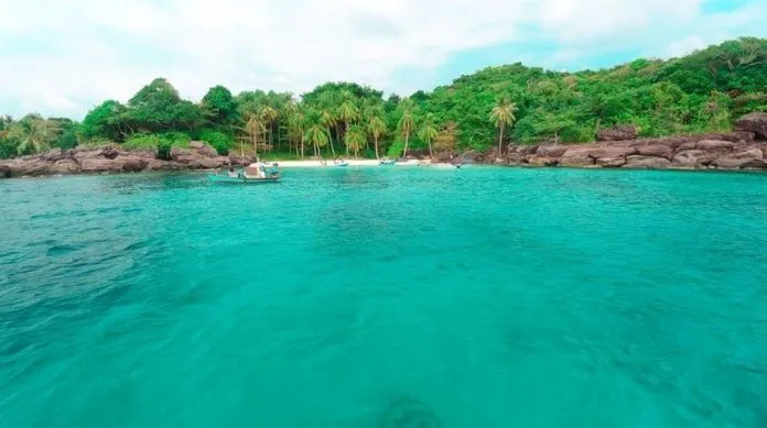 Hòn Móng Tay: Thiên đường biển “đẹp nín thở” nơi hoang đảo của Việt Nam