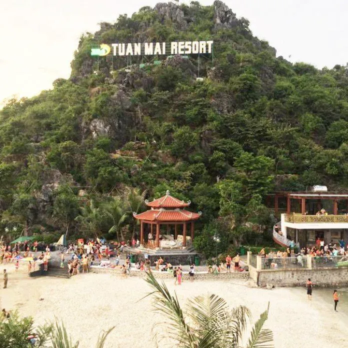 Khám phá bãi tắm Lương Ngọc – Quang Hanh, Quảng Ninh: bãi tắm thiên đường bên bờ vịnh Bái Tử Long