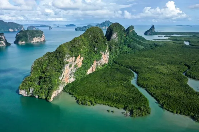 Khám phá Đảo James Bond ở vịnh Phang Nga cực kỳ hấp dẫn khi du lịch Thái Lan
