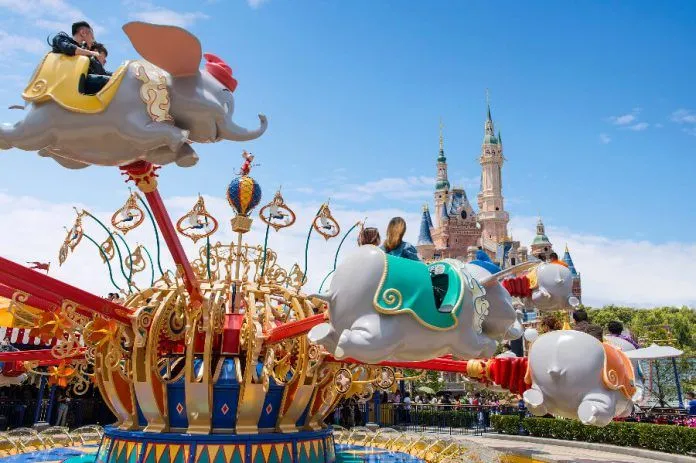 Khám phá Disneyland Thượng Hải những ngày đầu mở cửa