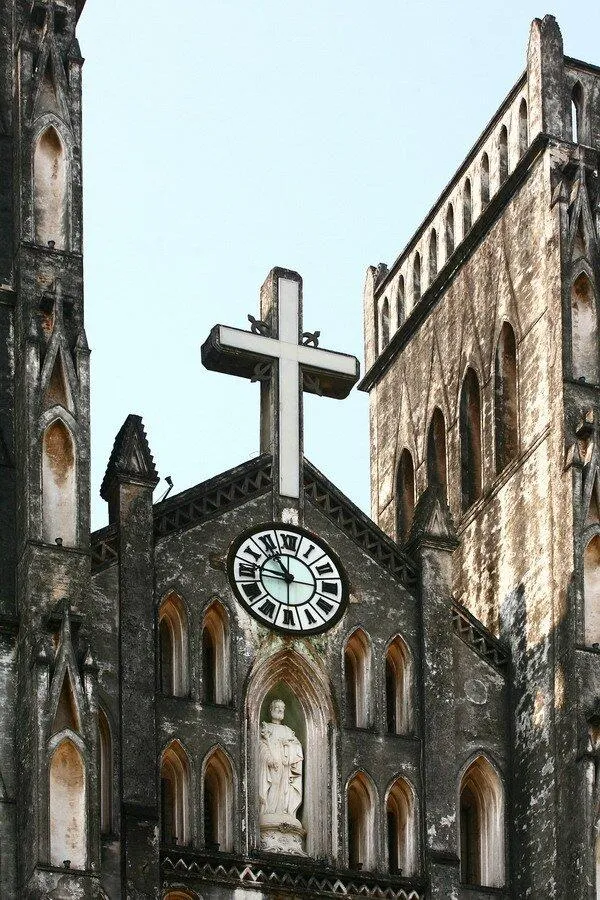 Khám phá Nhà thờ Lớn Hà Nội – Địa điểm du lịch văn hóa nổi bật ở thủ đô