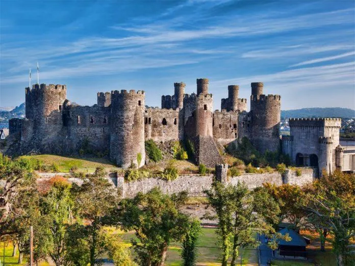 Khám phá những lâu đài lưu giữ huyền thoại – Vùng đất của những câu chuyện cổ tích