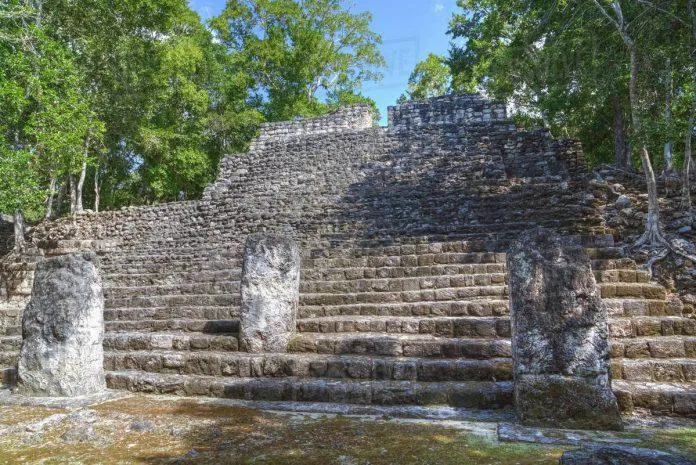 Khám phá tàn tích bí ẩn của người Maya ở Calakmul (Mexico)