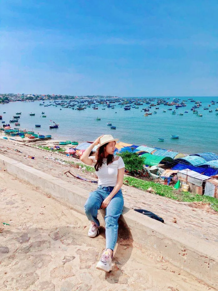 Khám phá tour xe jeep du lịch Mũi Né trong 4h có gì mà lại hot như vậy?