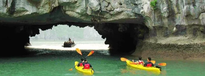 Kinh nghiệm du lịch hang Luồn – Bức tranh thủy mặc điểm xuyến cho vẻ đẹp Vịnh Hạ Long