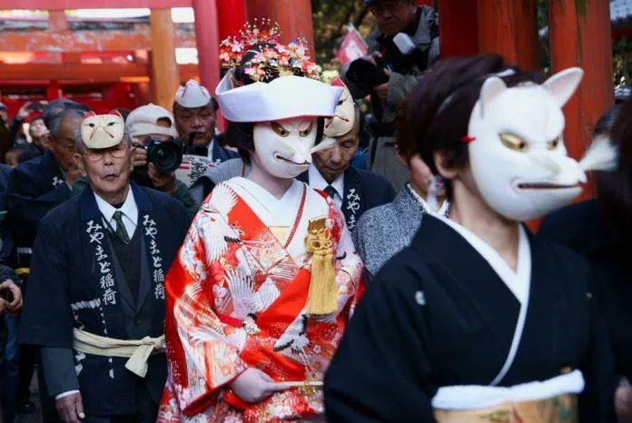 Lễ hội Wara: Nơi những tượng rơm khổng lồ “xâm lấn” vùng quê Nhật Bản