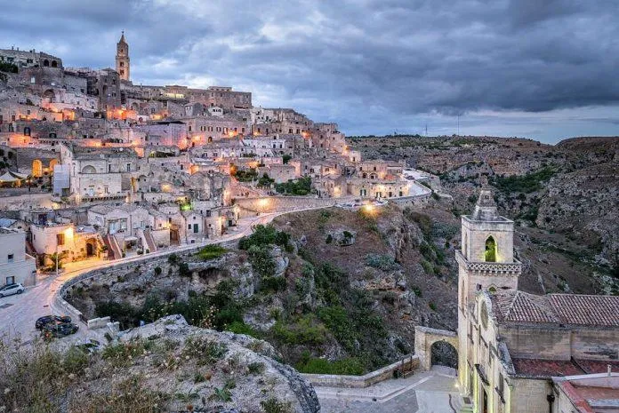 Matera – từ nỗi xấu hổ của nước Ý đến Thủ đô Văn hóa châu Âu