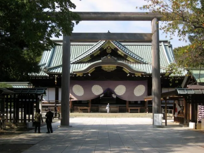 Những ngôi đền bạn nên ghé thăm khi đến Nhật Bản