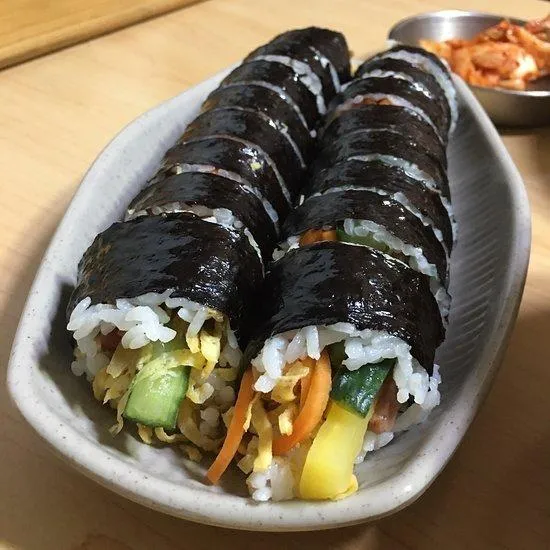 Những tiệm kimbap ngon nhất ở Hàn Quốc, nhất định phải thử khi du lịch xứ Hàn!