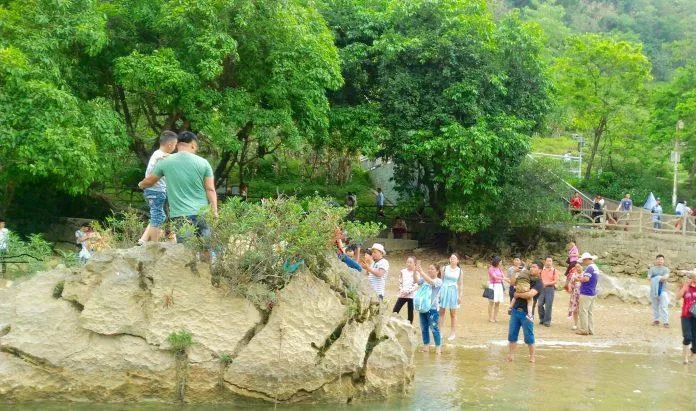 Thác Bản Giốc Cao Bằng – Vì sao là địa điểm du lịch đáng để trải nghiệm khi dịch bệnh qua đi?