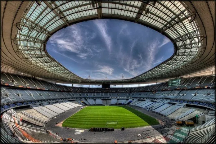 Tham quan sân vận động khổng lồ của chung kết Euro 2016