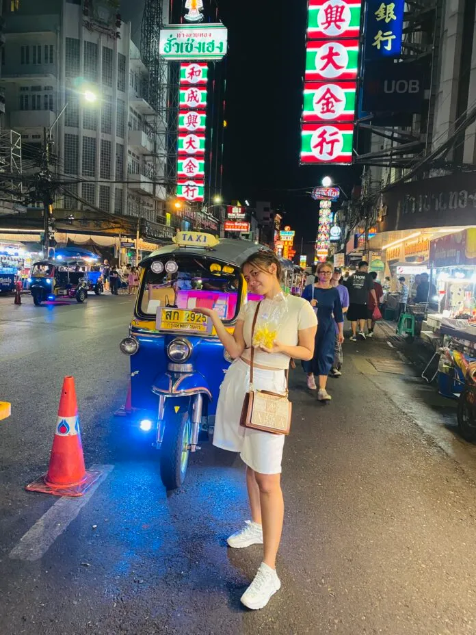 Xe tuk tuk của Thái Lan tại China Town. (Ảnh: Kim Cúc)