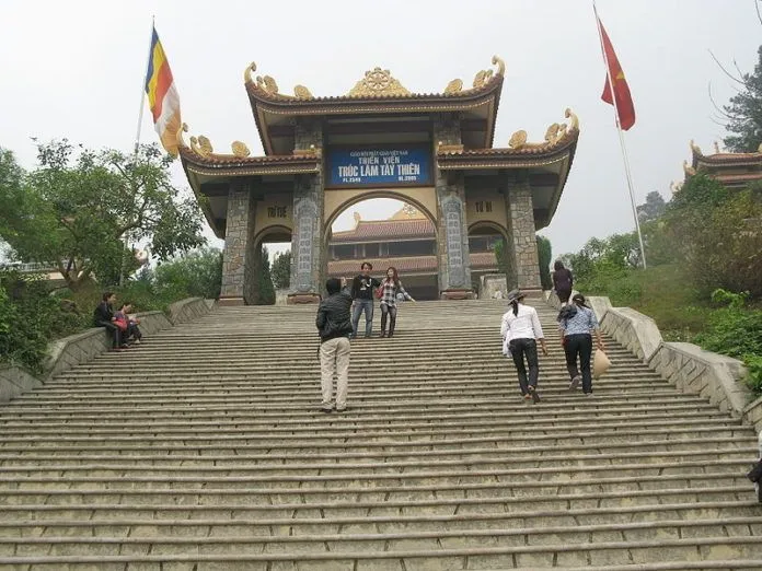 Thiền viện Trúc Lâm Tây Thiên – Cảnh tiên nơi cửa Phật