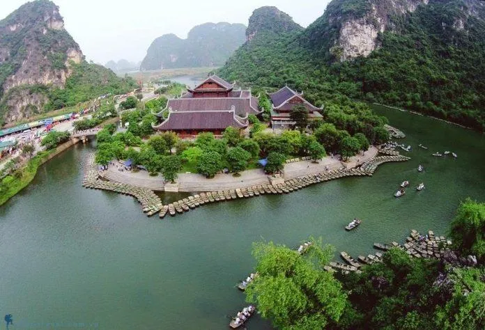 Top 5 địa điểm du lịch gần Hà Nội tuyệt đẹp & lý tưởng cho du khách