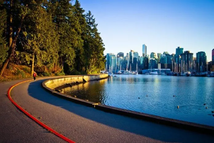 Vancouver: thành phố cảng đẹp kiêu kỳ của Canada