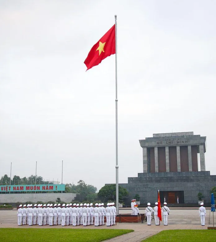 Viếng thăm Lăng Bác Hồ – Nơi yên nghỉ vị lãnh tụ vĩ đại của dân tộc Việt Nam